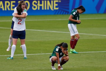 Tras la dura derrota del tri femenil que le propició Inglaterra de 6-1, la escuadra mexicana quedó eliminada