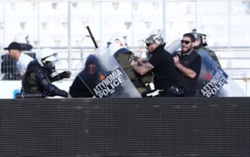 Batalla campal antes de la final de la Copa de Grecia