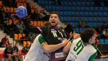 Ismael El Korchi en ataque del Logroño.