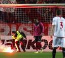 Multa de 4.000 euros al Sevilla por la bengala del 'Euroderbi'