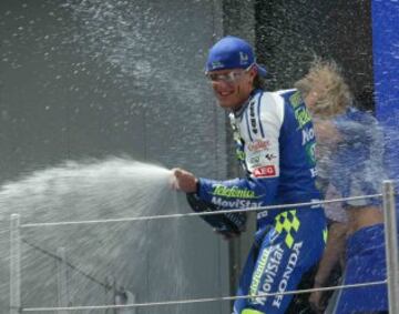 Sete Gibernau gan¨® por primera vez en la categor¨ªa de 500cc en el GP de Valencia en 2001.
