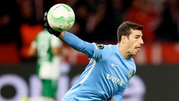 Josh Cohen y Maccabi Haifa de Israel lograron meterse a la Champions League luego de eliminar al Estrella Roja. El portero estuvo en USL Championship.