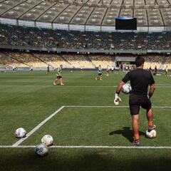 Ukraine pro soccer league begins new season despite Russian invasion