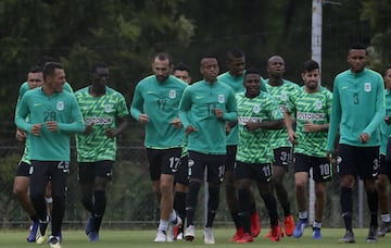 Atlético Nacional enfrenta a Fluminense en el Atanasio Girardot con la esperanza de remontar el 4 a 1 en contra que sufrió en el Maracaná en el juego de ida.