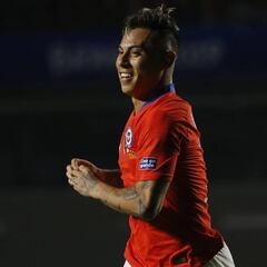 El récord histórico que alcanzó Vargas con sus goles ante Japón