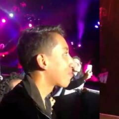 Andrea Echeverry le cantó a Egan Bernal en pleno concierto
