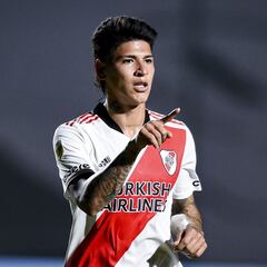 Diego Latorre: "Que lindo es verlo jugar a Carrascal"