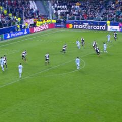 No se lo explicará Morata por mucho que lo intente: el fallo en boca de gol en el último segundo