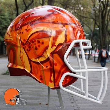 Los 32 cascos de los equipos de la NFL en versión artística