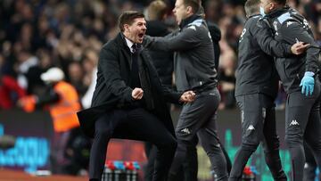Steven Gerrard, entrenador del Aston Villa, celebra la victoria conseguida ante el Brighton en Premier League.