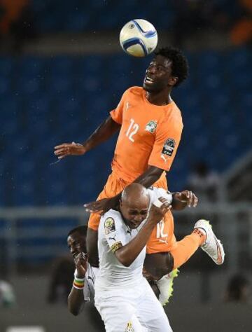 Wilfried Bony y Andre Ayew.