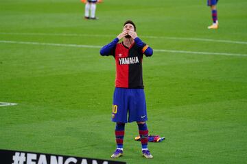 Messi dedicó el 4-0 a Maradona con la camiseta del Newell's Old Boys.