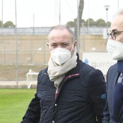 Torrecilla pondrá su cargo a disposición de la nueva propiedad