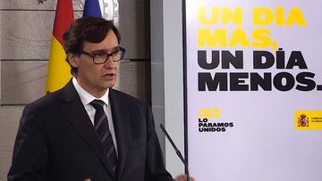 El Gobierno recomienda el uso de mascarillas y las repartirá en medios de transporte públicos