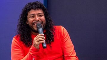 José René Higuita habla sobre la idea Queiroz, elogia a David Ospina y promete cortarse el pelo