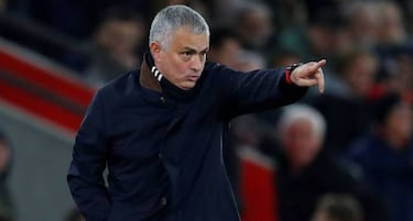 José Mourinho turns down Benfica approach