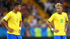Neymar con Thiago Silva.