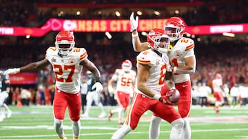 With the new NFL season up and running, we take a look at how games are divided up, how long they last and what happens if there is a tie.