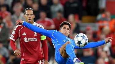 Giuliano, en el encuentro ante el Liverpool.