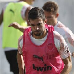 Oficial: Salva Ruiz firma por el Deportivo hasta 2022