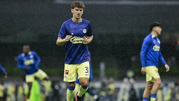  Igor Lichnovsky of America during the game America vs Guadalajara, corresponding to Round 08 of the Torneo Apertura 2023 of the Liga BBVA MX, at Azteca Stadium, on September 16, 2023.

<br><br>

Igor Lichnovsky de America durante el partido America vs Guadalajara, correspondiente a la Jornada 08 del Torneo Apertura 2023 de la Liga BBVA MX, en el Estadio Azteca, el 16 de Septiembre de 2023.