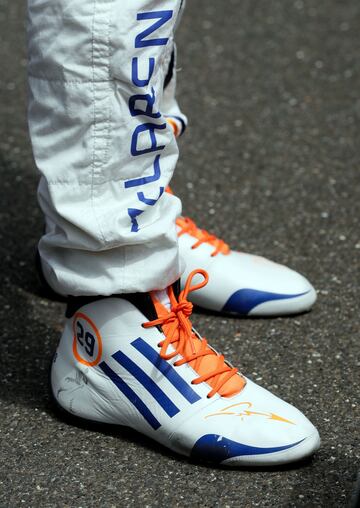 Detalle del calzado de Fernando Alonso.