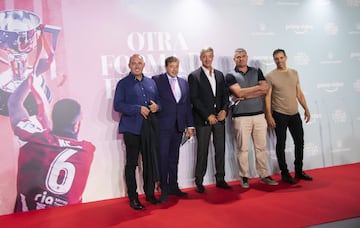 Antonio Alonso, Oscar Gil, Miguel Ángel Gil, Roberto Fresnedoso y Roberto Solozabal.
