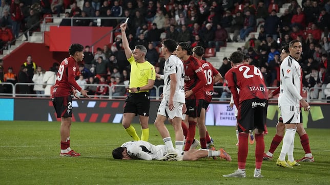 El Mirandés se ahoga en la orilla tras el gol de Jefté