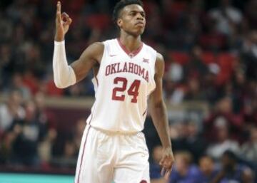 BUDDY HIELD: Oklahoma. Al contrario que muchos de los grandes jugadores universitarios, Hield no comenzó siendo una estrella y por eso no se fue a la NBA a las primeras de cambio