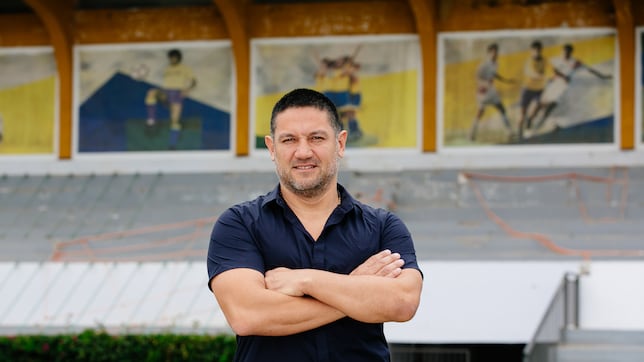 Turu Flores: “Cuando paso por el Insular se me ponen los pelos de punta”