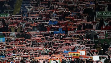 La afición del Sporting, en El Sardinero.