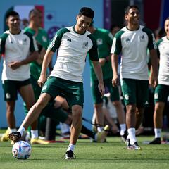 What is Mexico’s record in previous matches against Saudi Arabia?