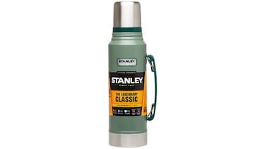 El termo Stanley que mantiene el café caliente durante todo un día