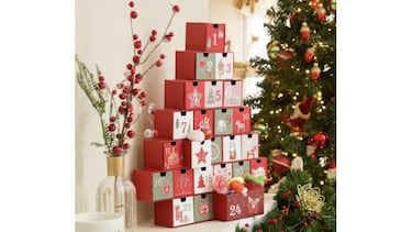 Disfruta de la Navidad con estos calendarios de adviento originales: dulces, joyas, Funkos...