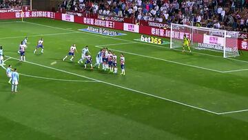 Cinco golazos de tiro libre de Marcelo Díaz, ¡hasta Ochoa lo sufrió!