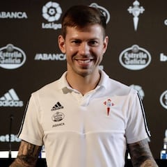Smolov: "Daré lo mejor de mí para sacar al Celta de ahí"
