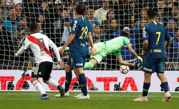 Quintero adelantó al River con el 2-1.