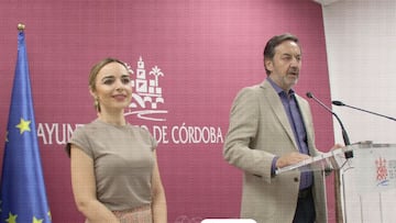 Antonio Monterrubio, con la delegada de Gobierno Marci Ruiz.
