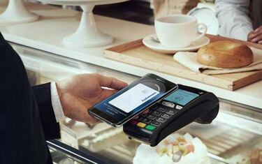 Ya se puede pagar con PayPal en Samsung Pay
