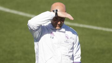 Zidane da libre a Ramos mirando al futuro: no estará ante el Alavés