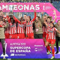 El Atlético brilla con su 'Njoya' para ser supercampeón