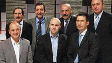 <b>EQUIPO.</B> Molés, Pedrerol, Ramos, Robinson, Aranda, Maldini y Martínez.
