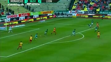 De primera: el genial pase de Valdivia en el área de León