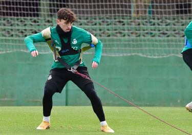 Ceballos y Bustos llegan a tiempo para jugar contra el Bilbao Athletic
