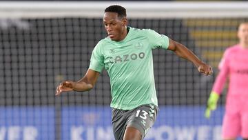 Yerry Mina recibe buena calificación ante Leicester