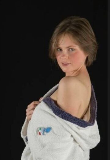 Un grupo de árbitras italianas se han unido para recaudar fondos para la asociación femenina de arbitraje de San Giovanni Valdarno con un calendario muy sensual. 