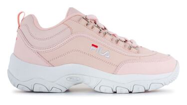 Fila Strada Low: las zapatillas inspiradas en los 90 que son c¨®modas, pegan con todo y se venden en seis colores