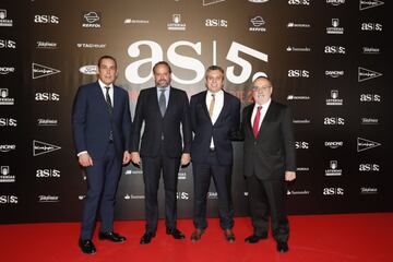 Manuel Mirat, Juan Cantón, Carlos Bosch (Director Medios Danone) y Alfredo Relaño.