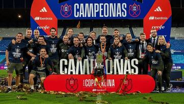 El ‘otro’ SuperBarça. Las 21 personas que forman el staff del equipo femenino del Barcelona.