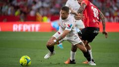 Papu G&oacute;mez, ante el Mallorca.